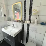 Primeloft Igel - Balkon - Zentrale Lage - Große Küche - Stilvoll&modern - Bis 6 Pers - Mit Parkplatz Apartment *