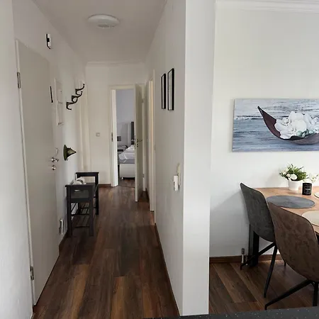 Primeloft Igel - Balkon - Zentrale Lage - Große Küche - Stilvoll&modern - Bis 6 Pers - Mit Parkplatz Apartment *