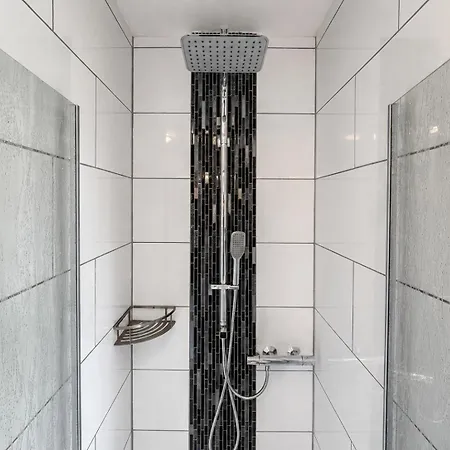 Primeloft Igel - Designkueche - Balkon - 6 Pers - 3 Min Zur Wurmbergseilbahn *