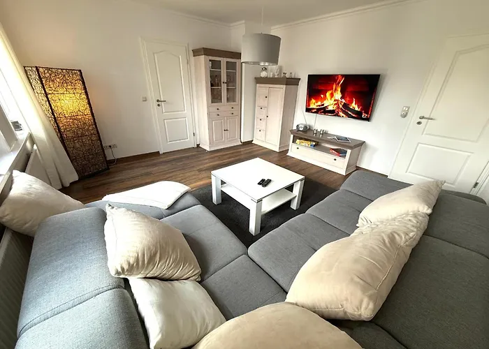 Lägenhet Primeloft Igel - Balkon - Zentrale Lage - Grosse Kueche - Stilvoll & Modern - Bis 6 Pers - Mit Parkplatz