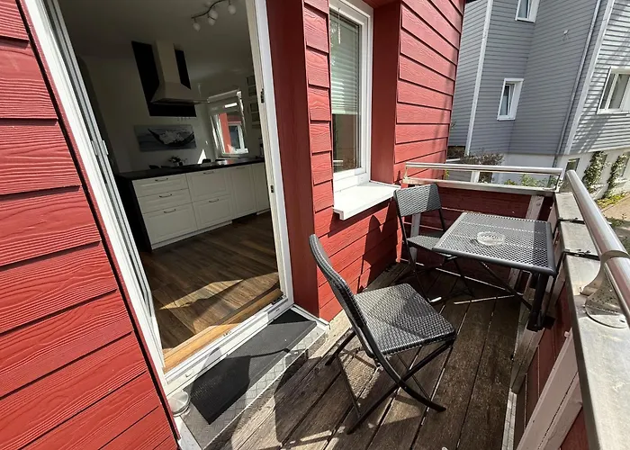 Primeloft Igel - Balkon - Zentrale Lage - Grosse Kueche - Stilvoll & Modern - Bis 6 Pers - Mit Parkplatz *